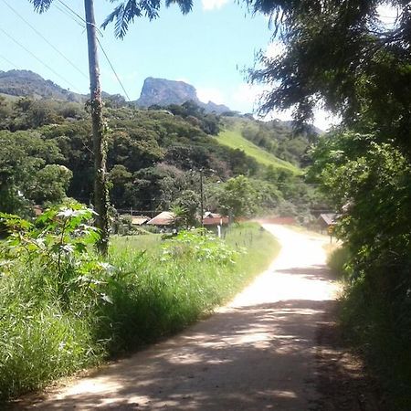 Pousada Canto Das Araucarias Campos do Jordão Екстериор снимка